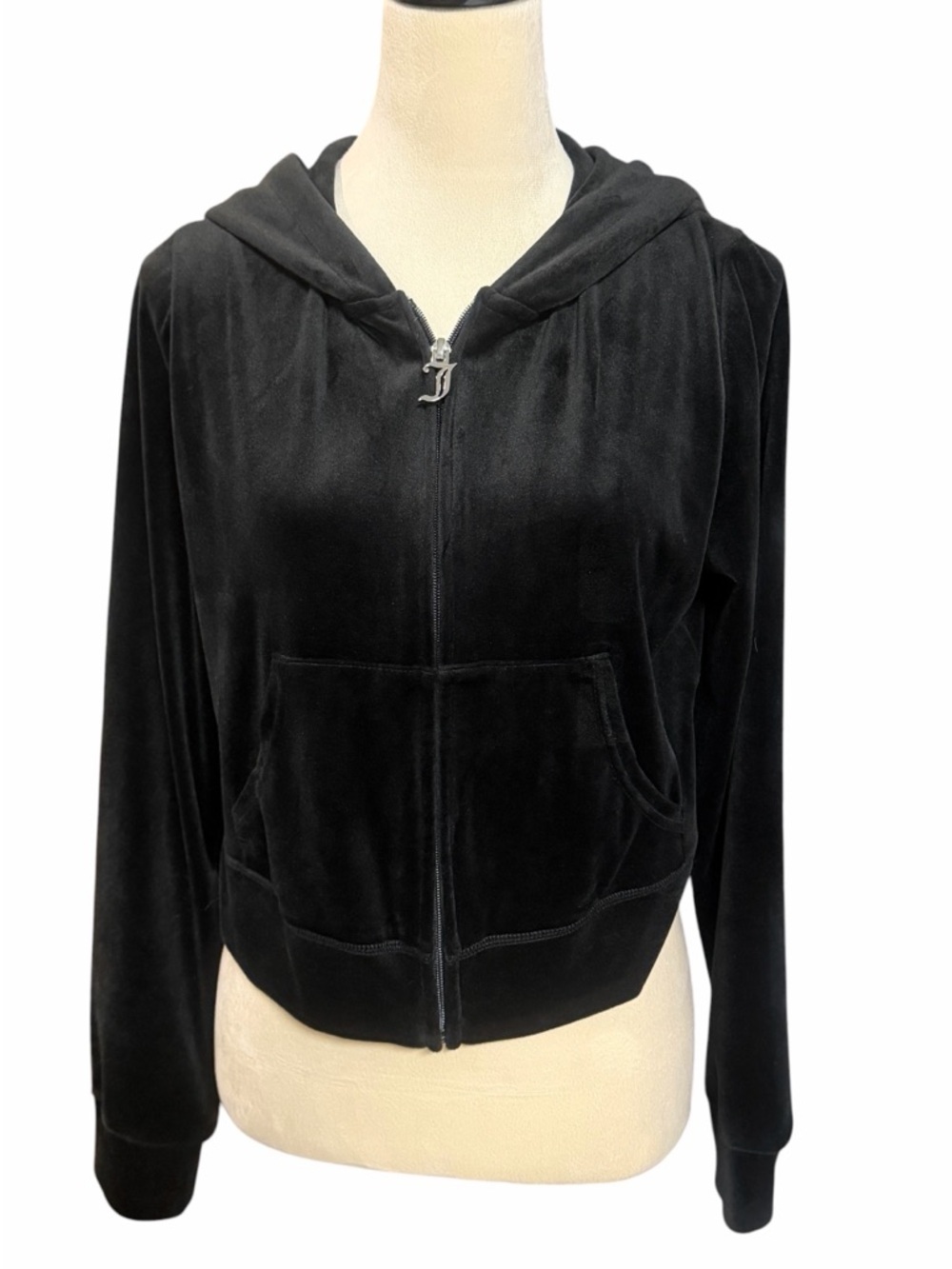 Juicy Couture   NWOT Black Velour Hoodie with Rhinestone 'Juicy' Back